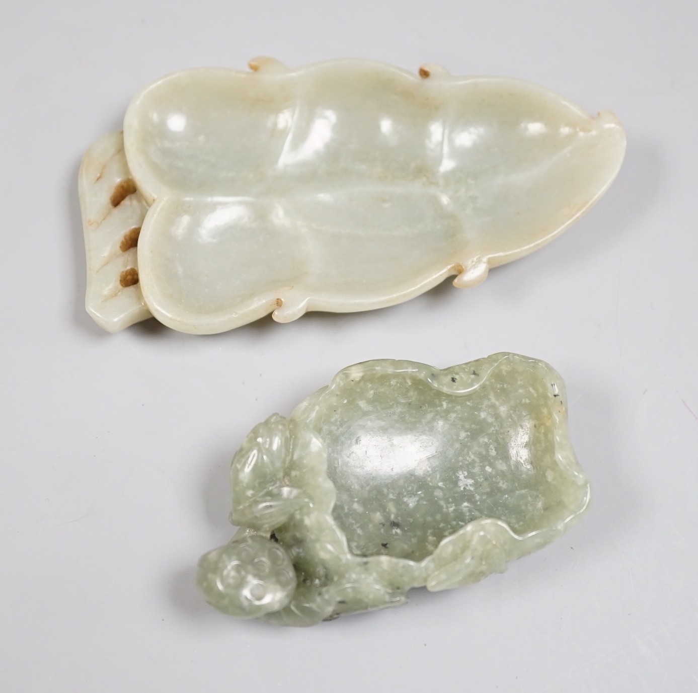 Two Chinese carved jade brushwashers, largest 11cm